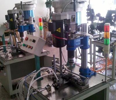 全自動(dòng)鉆孔機(jī) 樂(lè)清南田自動(dòng)化設(shè)備引領(lǐng)高效精準(zhǔn)制造